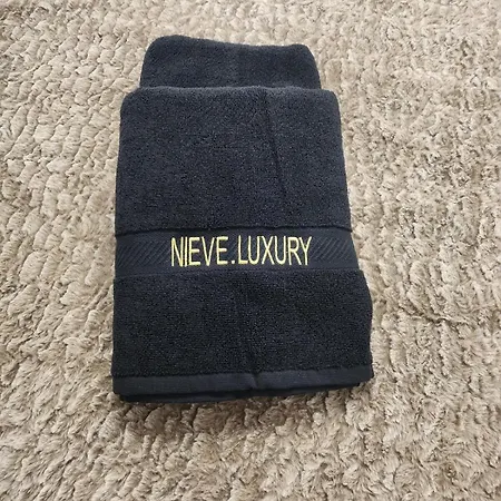 Nieveluxury * Σιέρρα Νεβάδα